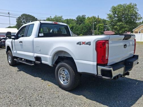 2025 Ford F-250 XL
