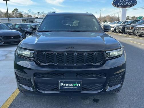 2022 Jeep Grand Cherokee L Altitude