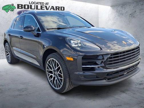 2021 Porsche Macan Base