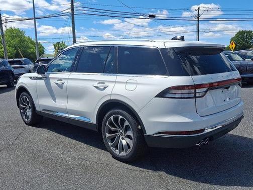 2025 Lincoln Aviator Reserve AWD