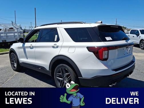 2025 Ford Explorer ST