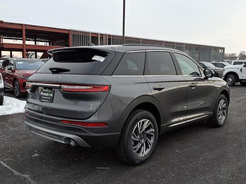 2026 Lincoln Corsair Premiere