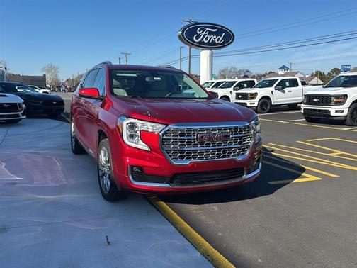 2023 GMC Terrain Denali