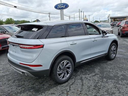 2025 Lincoln Corsair Premiere