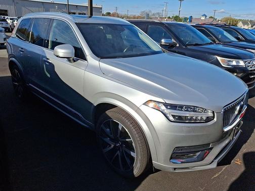2021 Volvo XC90 Recharge Plug-In Hybrid T8 Inscription Expression 7 Passenger