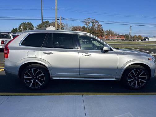 2021 Volvo XC90 Recharge Plug-In Hybrid T8 Inscription Expression 7 Passenger