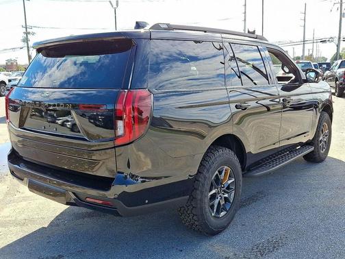 2025 Ford Expedition Tremor