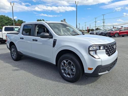 2025 Ford Maverick XLT