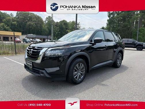 Black 2024 Nissan Pathfinder S