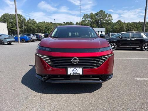 Scarlet Ember 2025 Nissan Murano Platinum