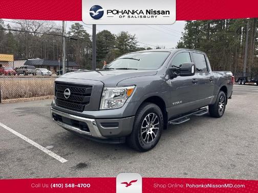 2024 Nissan Titan SV