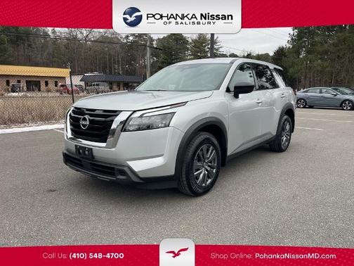 2024 Nissan Pathfinder S