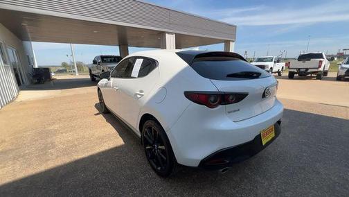 2024 Mazda Mazda3 FWD w/Premium Package