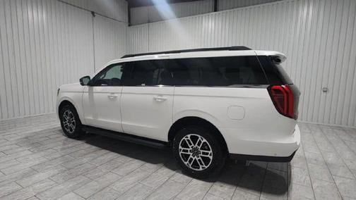 2025 Ford Expedition Max Active 4x2