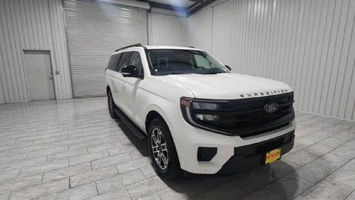 2025 Ford Expedition Max Active 4x2