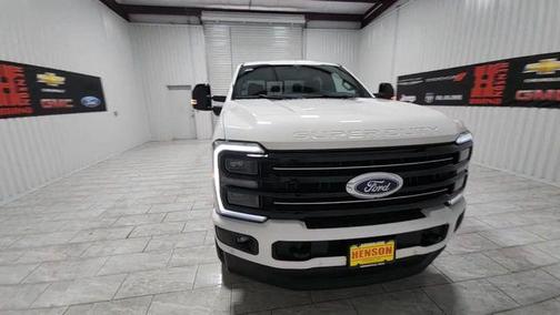 2025 Ford F-350 Platinum