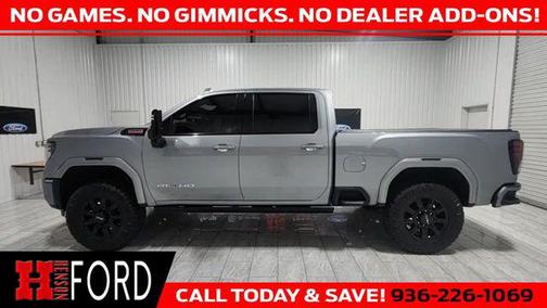 2024 GMC Sierra 2500 AT4