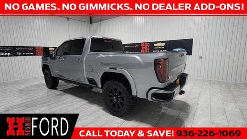 2024 GMC Sierra 2500 AT4