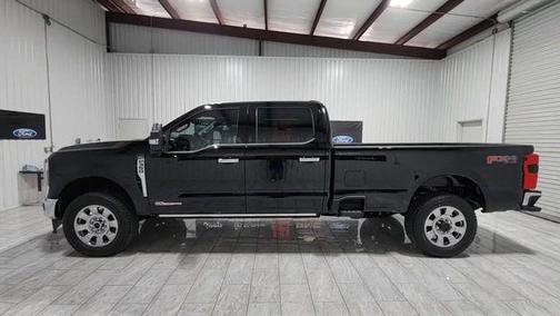 2025 Ford F-350 Lariat