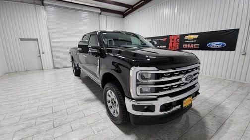 2025 Ford F-350 Lariat