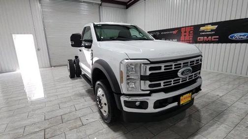 2025 Ford F-450 DRW