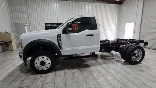 2025 Ford F-450 DRW