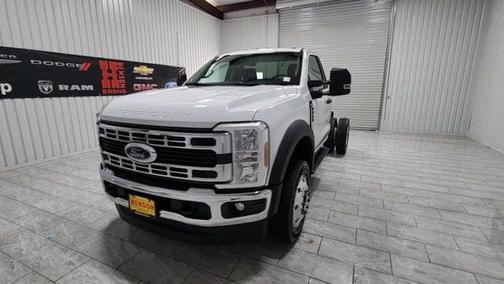 2025 Ford F-450 DRW