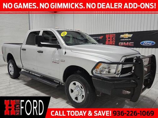 2017 RAM 2500 Tradesman Crew Cab 4x4 6'4' Box