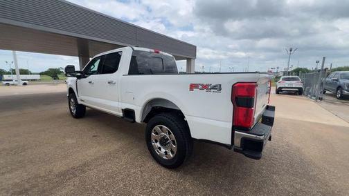 Star White Metallic Tri-Coat 2026 Ford F-250 Lariat