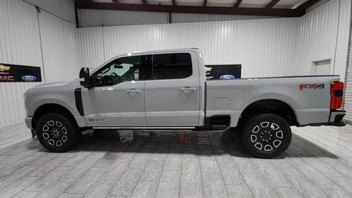 2025 Ford F-250 Platinum