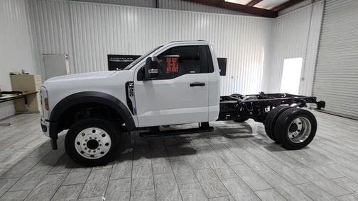 2025 Ford F-450 DRW