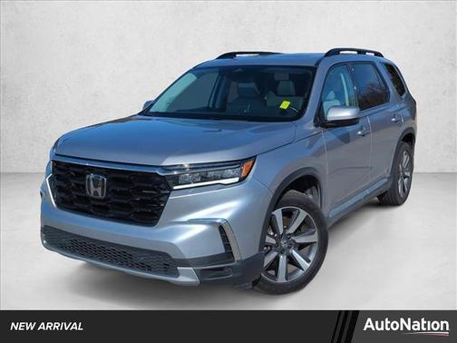 2024 Honda Pilot Touring 8-Passenger