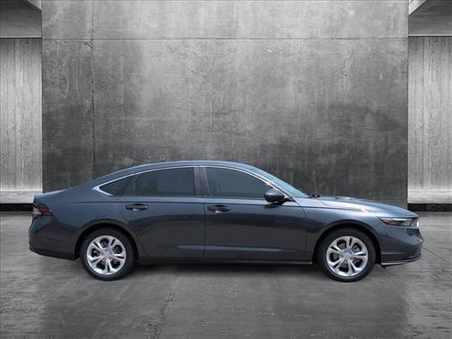 2025 Honda Accord LX 1.5T