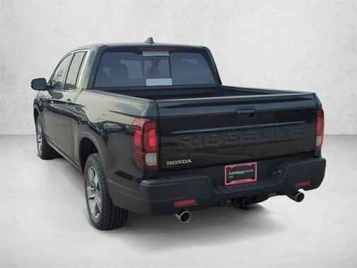 Crystal Black Pearl 2026 Honda Ridgeline RTL