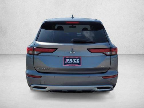 Mercury Gray Metallic 2023 Mitsubishi Outlander SE 2.5 2WD