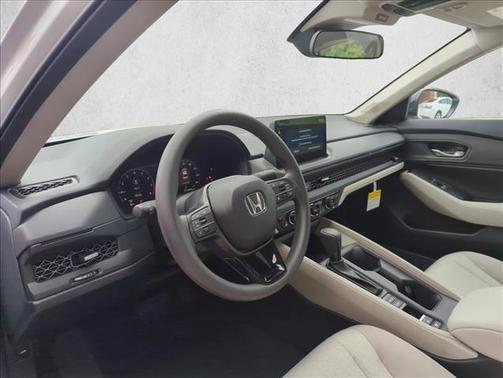 Platinum White Pearl 2026 Honda Accord SE