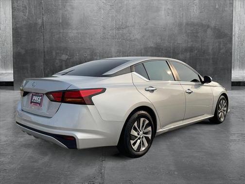 2022 Nissan Altima S FWD