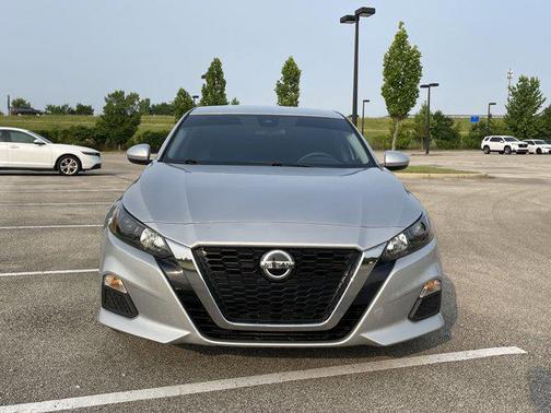 2022 Nissan Altima S FWD