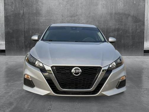 2022 Nissan Altima S FWD