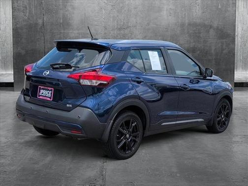 2020 Nissan Kicks SR