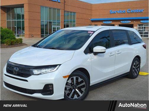 Platinum White Pearl 2026 Honda Odyssey EX-L