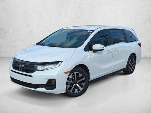 Platinum White Pearl 2026 Honda Odyssey EX-L