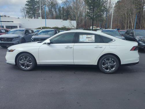Platinum White Pearl 2026 Honda Accord Hybrid EX-L