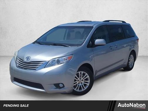 Silver Sky Metallic 2016 Toyota Sienna XLE