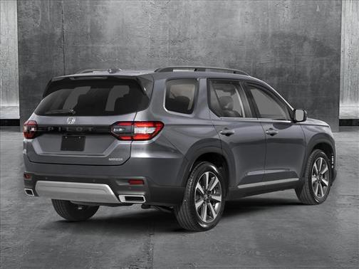 2025 Honda Pilot Touring 8-Passenger