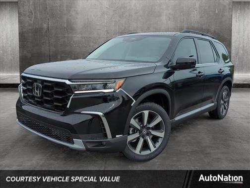 2025 Honda Pilot Touring 8-Passenger