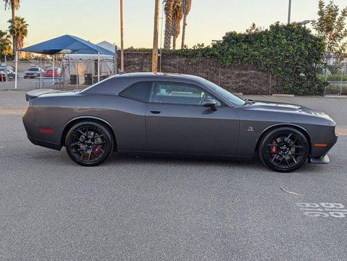 2016 Dodge Challenger R/T Scat Pack