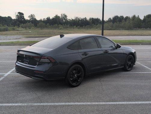 2025 Honda Accord Sport SE 1.5T