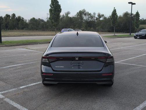2025 Honda Accord Sport SE 1.5T