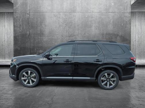 2025 Honda Pilot Touring 8-Passenger